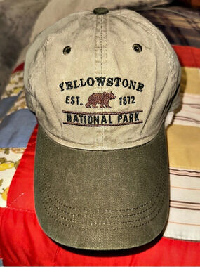 Ouray Sportswear Yellowstone National Park Bear Cap Green & Tan